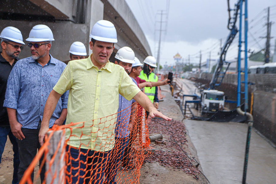 Viaduto Rei Pelé em Manaus será entregue em maio, anuncia Renato Junior